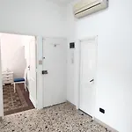 Tra I Tetti Del Borgo 아파트 *