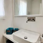 Tra I Tetti Del Borgo 아파트 체팔루