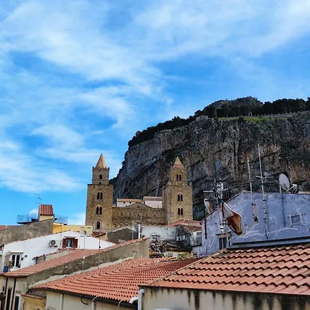 Tra I Tetti Del Borgo * Cefalu