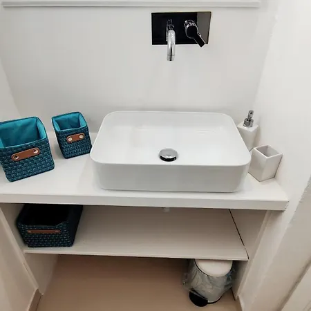 Tra I Tetti Del Borgo * 체팔루