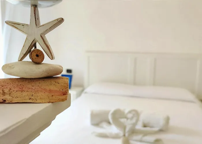 Tra I Tetti Del Borgo Cefalu