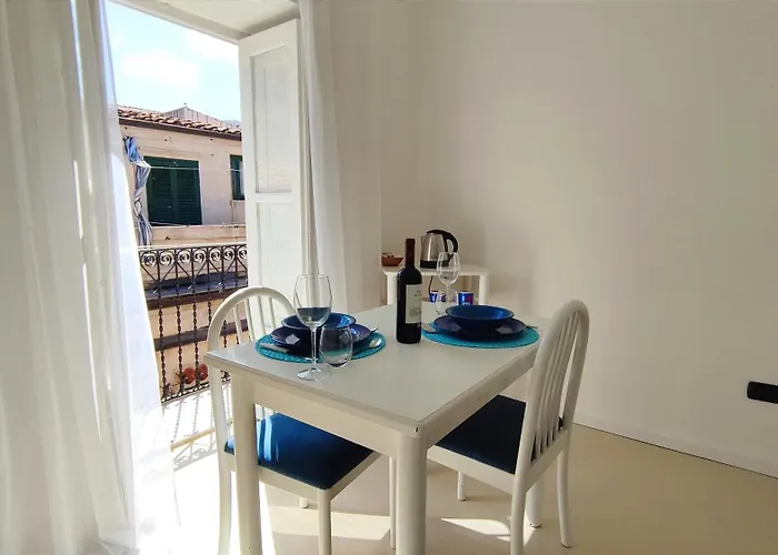 Tra I Tetti Del Borgo Apartment