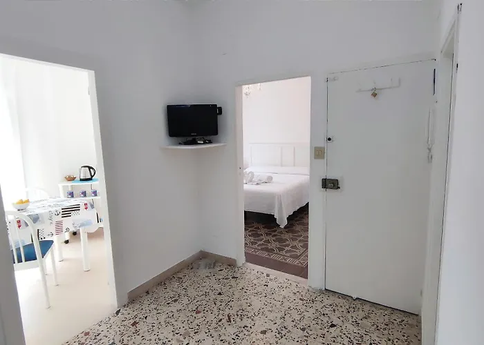 Tra I Tetti Del Borgo Cefalu